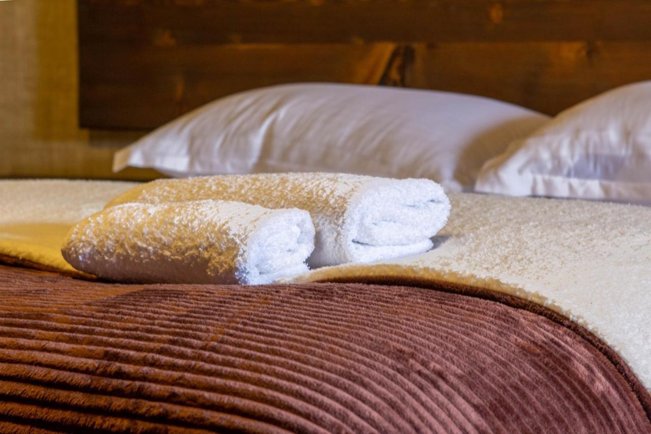 Hotel Eden Mestia Ngoại thất bức ảnh