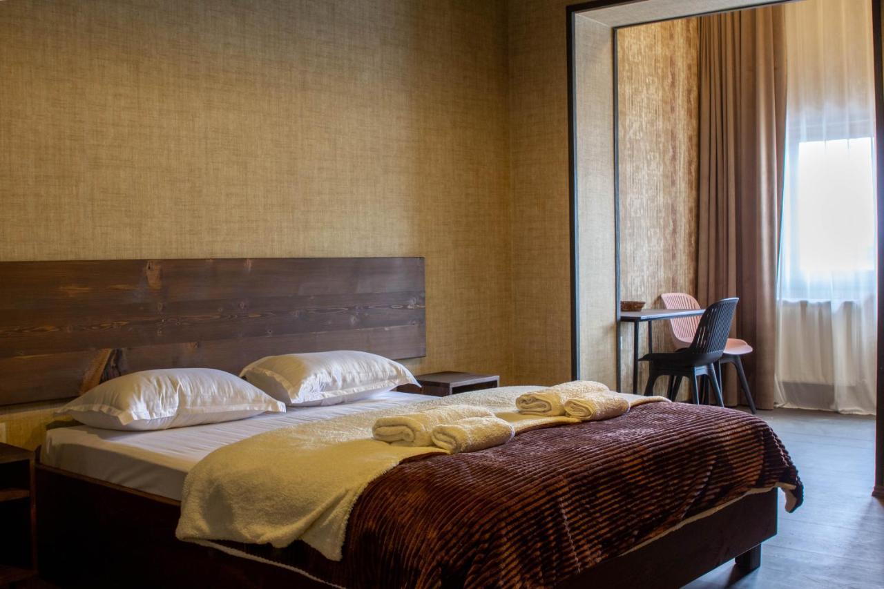 Hotel Eden Mestia Ngoại thất bức ảnh