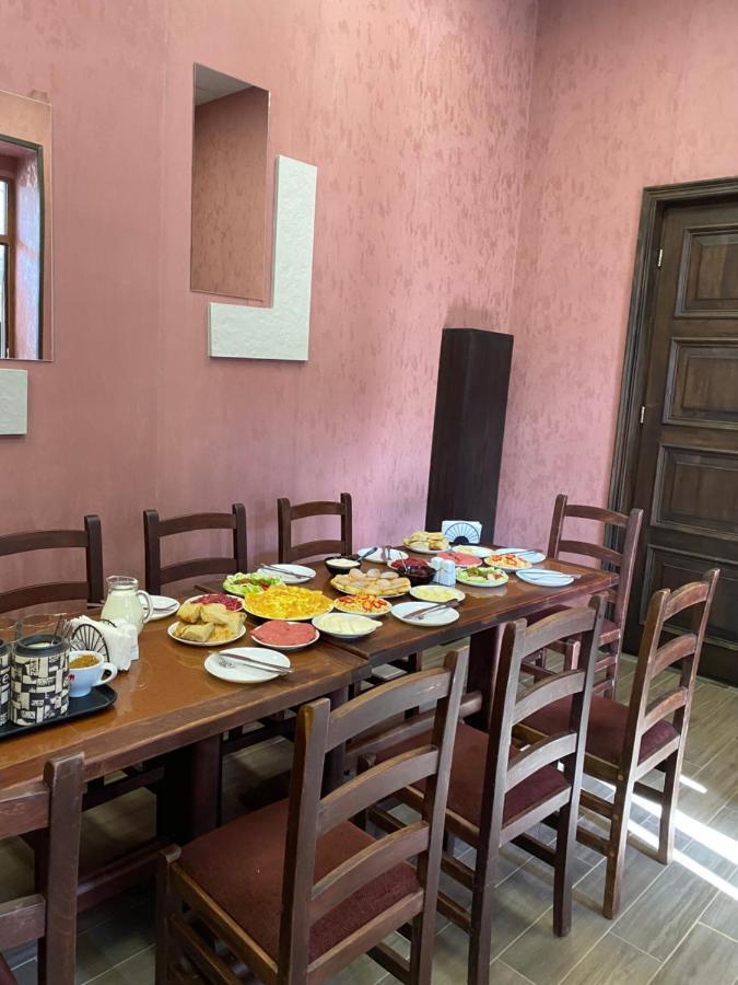Hotel Eden Mestia Ngoại thất bức ảnh