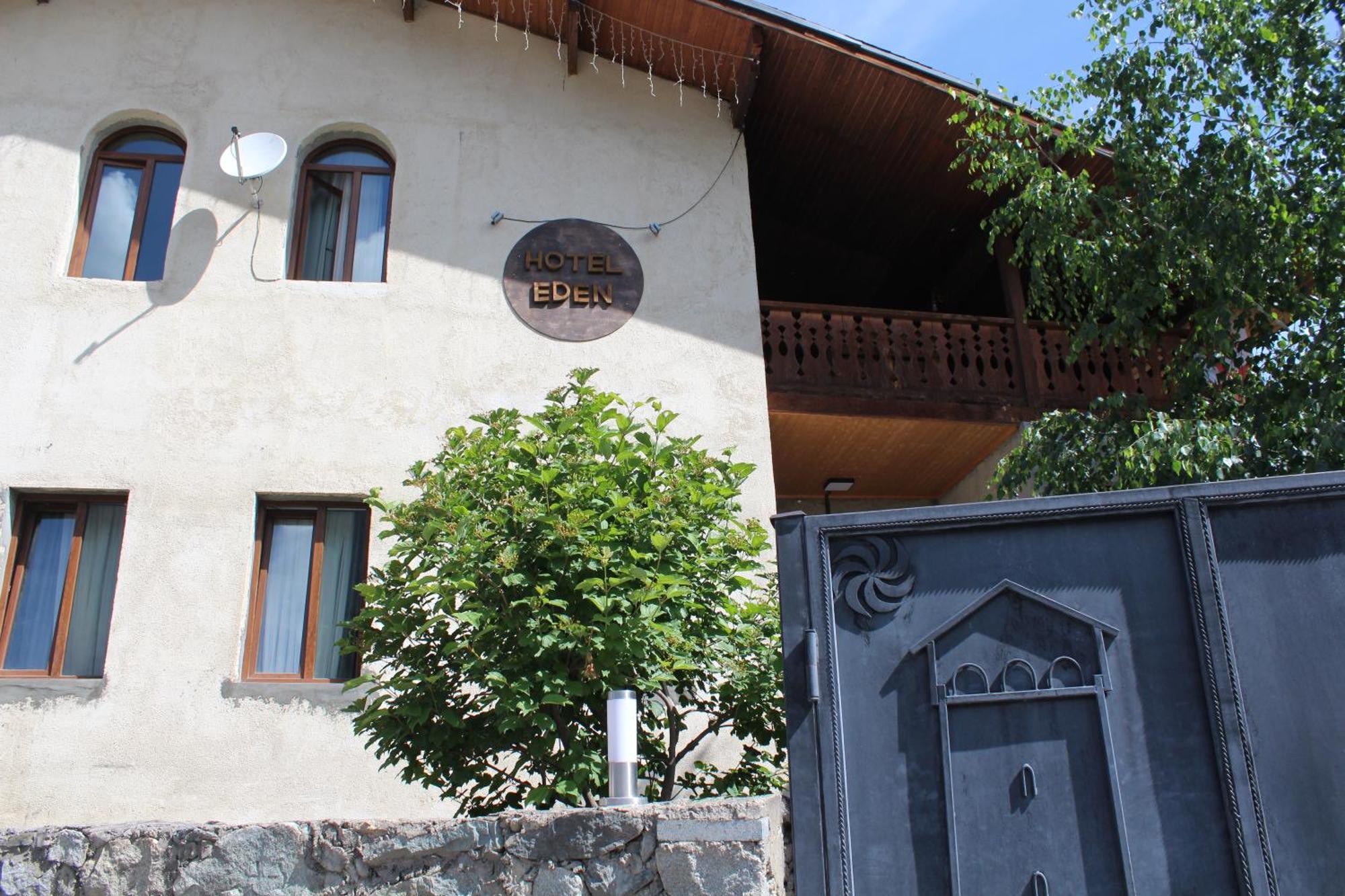 Hotel Eden Mestia Ngoại thất bức ảnh