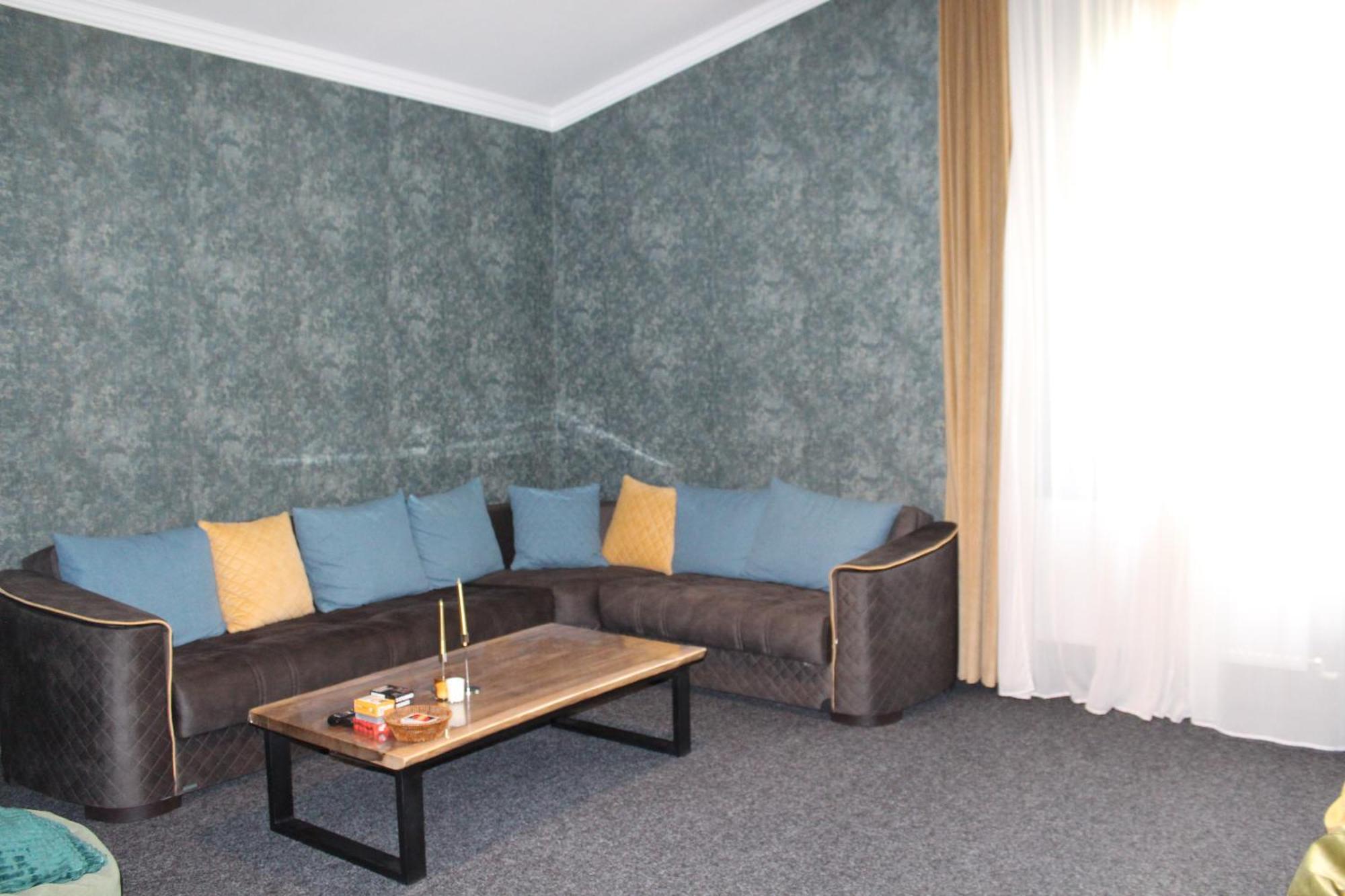 Hotel Eden Mestia Ngoại thất bức ảnh