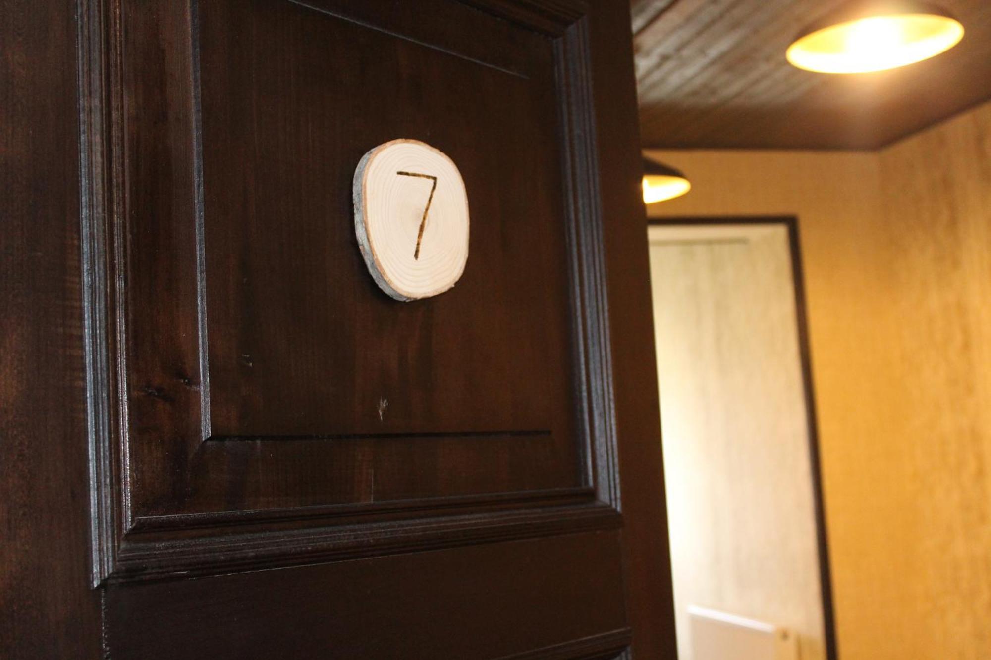 Hotel Eden Mestia Ngoại thất bức ảnh